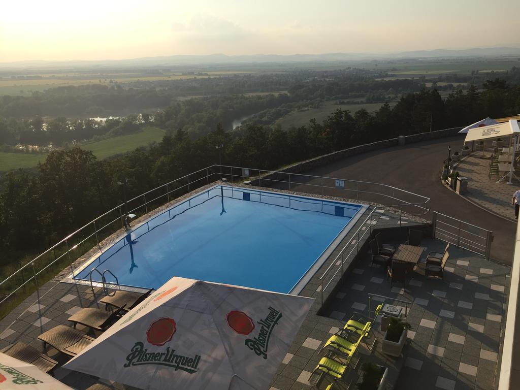 Wellness Pension Inovec Jalsove Exterior photo
