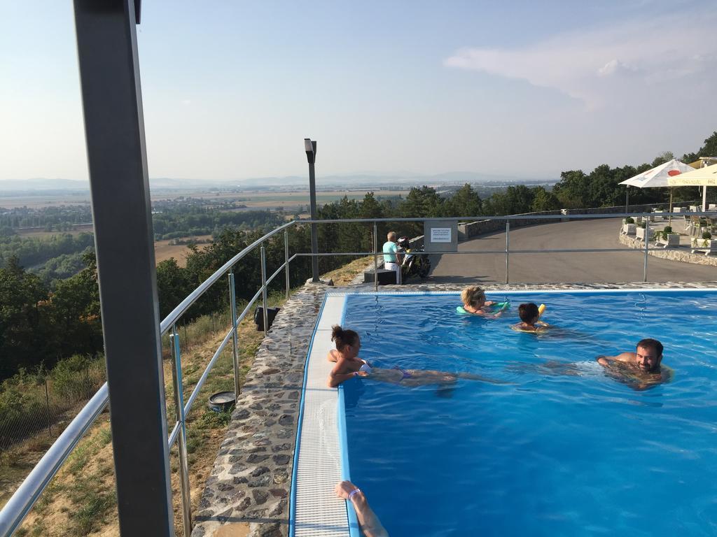 Wellness Pension Inovec Jalsove Exterior photo